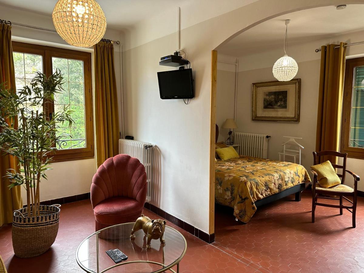Hotel Du Moulin Allemagne-en-Provence Exteriör bild